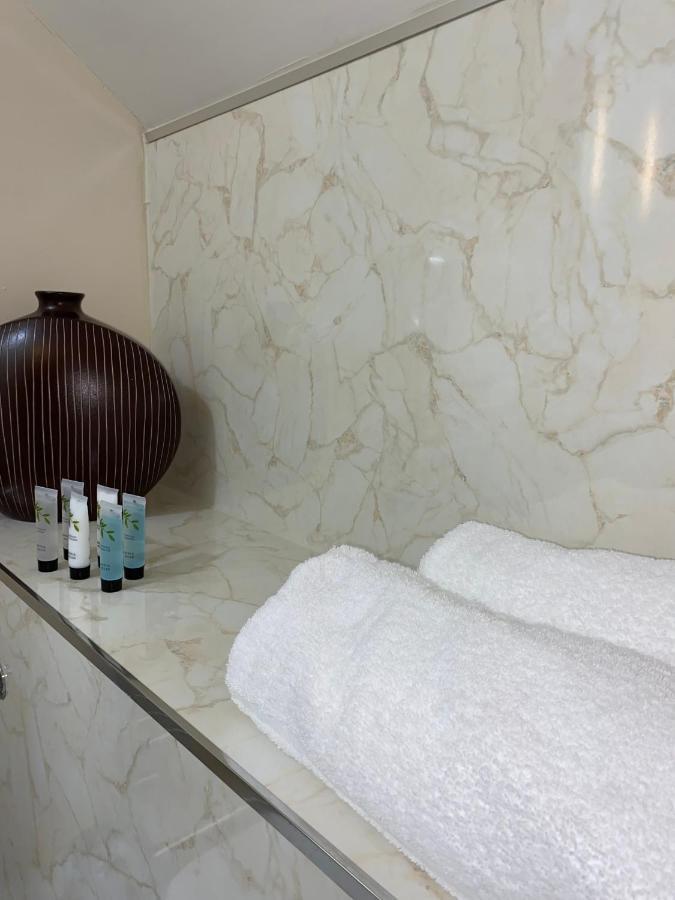 Woodhouse Farm Lodge Сполдинг Екстериор снимка